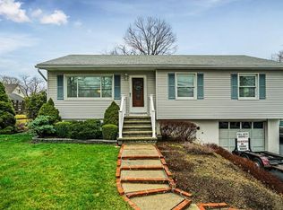 3397 Lexington Ave, Mohegan Lake, NY 10547