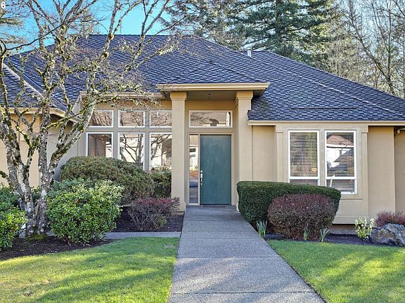 3rd image of 700 SW 67th Pl