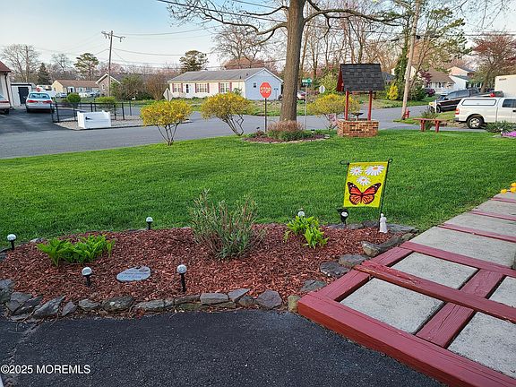 4th image of 746 Montauk Drive