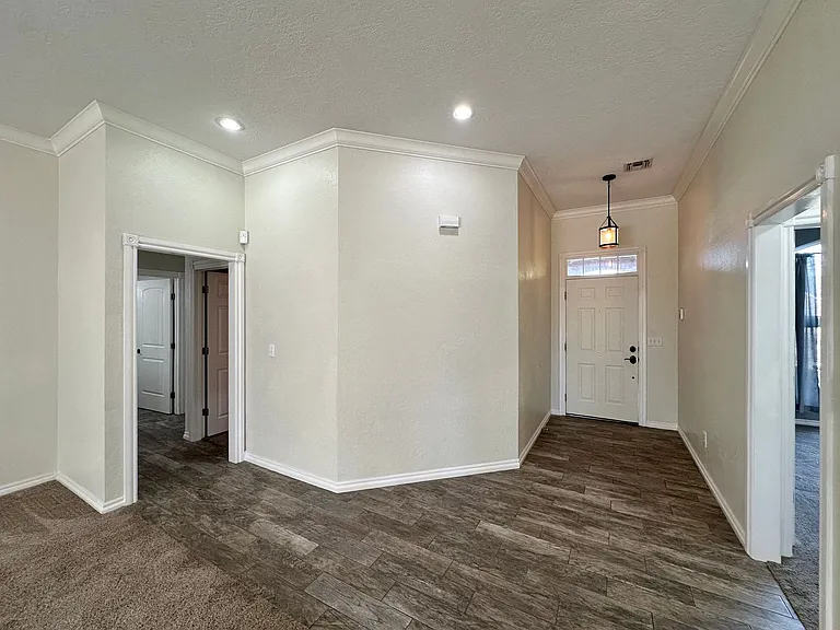 27 NW Havenshire Cir — Photo 7