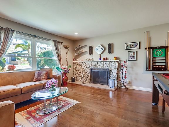 5th image of 6778 Greenbrier Ct