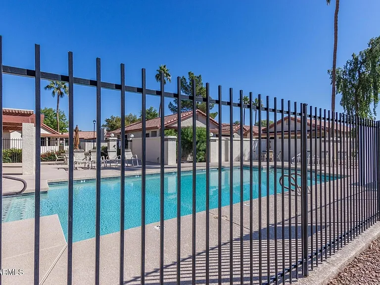 1120 N Val Vista Dr #92 — Photo 22