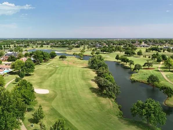 1200 Oak Tree Dr, Edmond, OK 73025