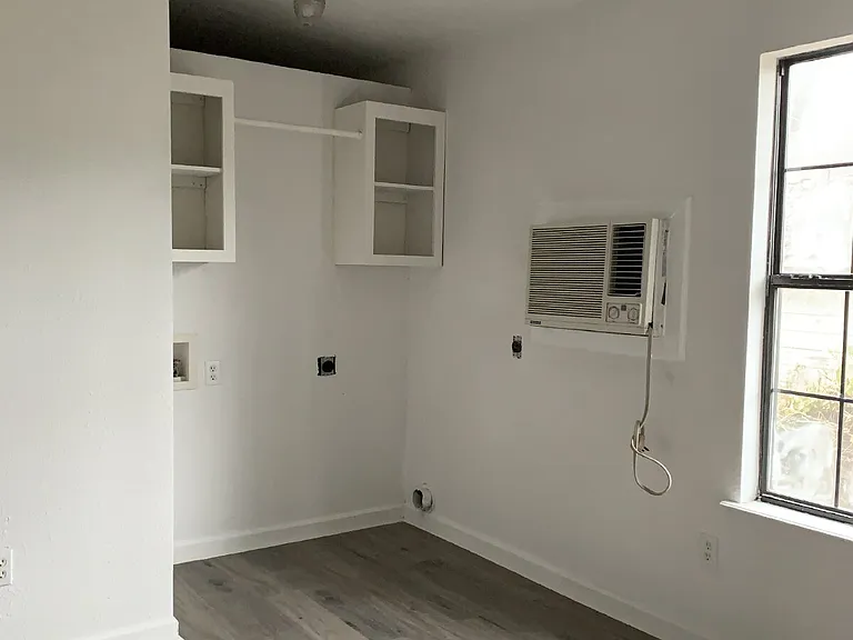 1115 W Jefferson Ave E #E — Photo 5
