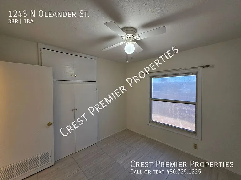 1243 N Oleander St — Photo 20