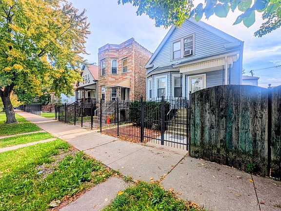 2nd image of 4355 W Potomac Ave