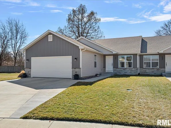 301 Waterwheel Dr, Rochester, IL 62563