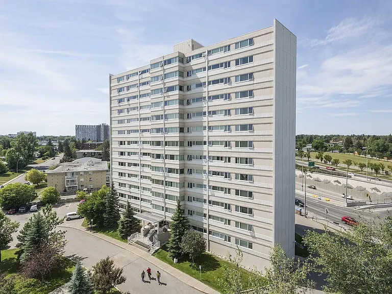 620 67th Ave SW — Photo 49