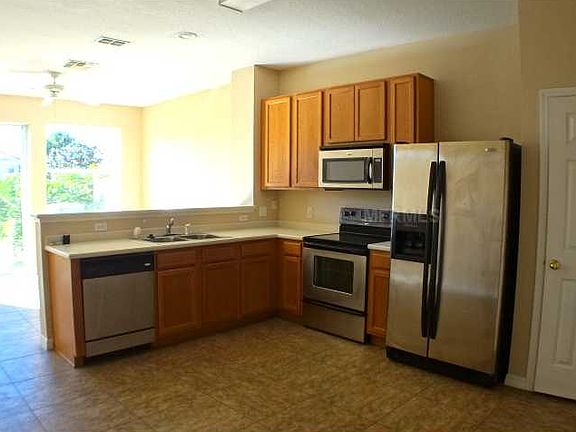 5th image of 5485 Paradise Cay Cir