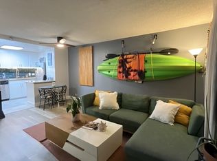 876 Curtis St APT 1002, Honolulu, HI 96813