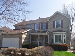 2955 Marshfield Dr, Elgin, IL 60124