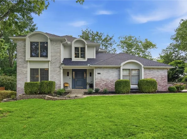 11904 Aberdeen Rd, Leawood, KS 66209