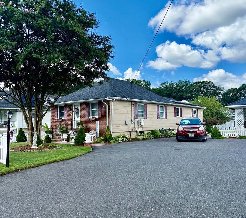 1st image of 3007 Haddonfield Rd