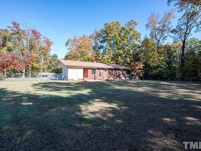 4606 Willa Way — Photo 21