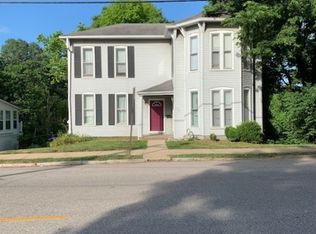 902 State St #A, Alton, IL 62002