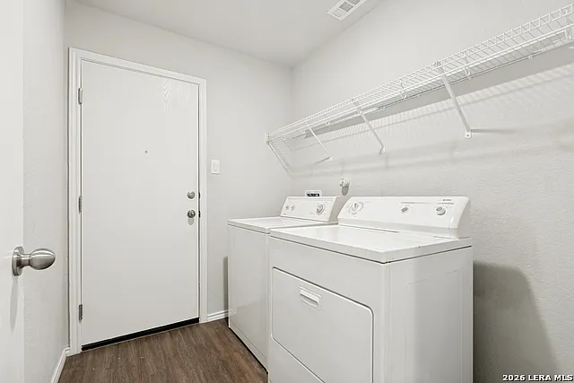 9019 Gibbons Trce — Photo 17
