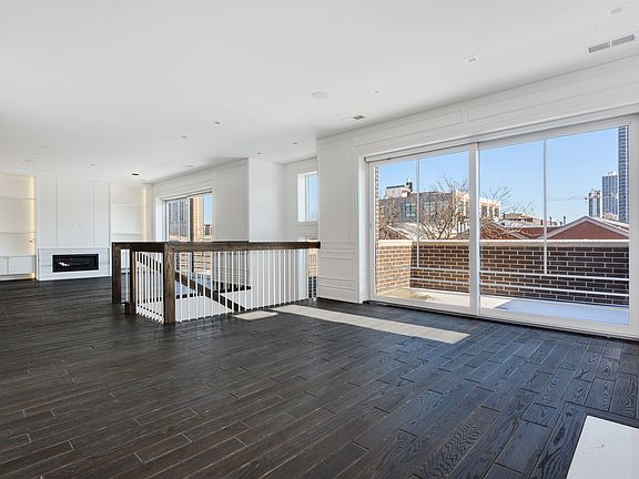 5th image of 1540 N North Park Ave Unit Ph