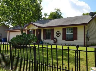 600 E Mesquite St, Granger, TX 76530