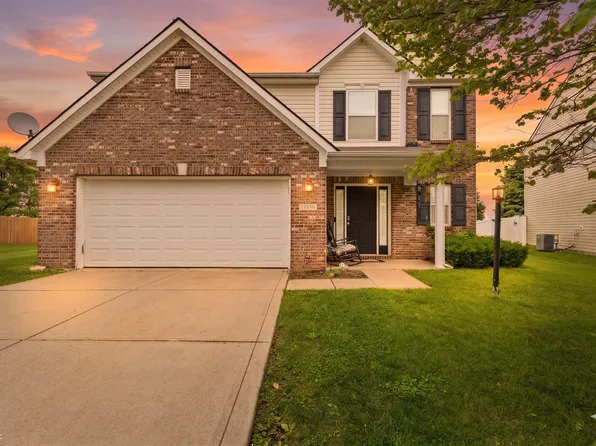 15556 Old Pond Cir, Noblesville, IN 46060