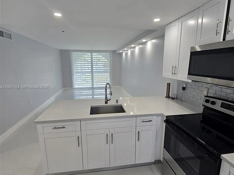9440 Fontainebleau Blvd #212 — Photo 3