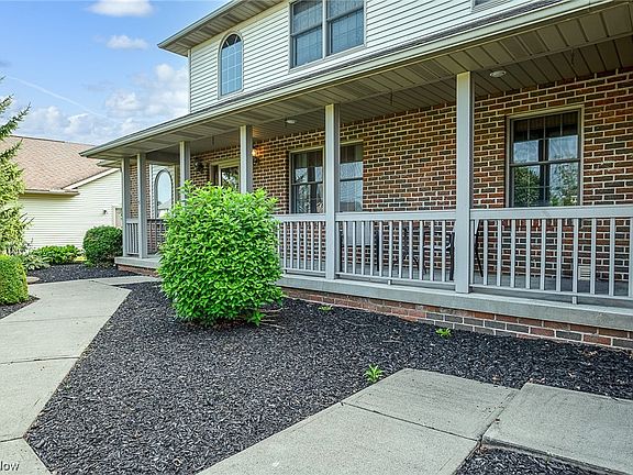 2nd image of 105 Samantha Dr