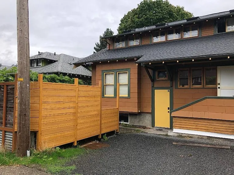 5323 NE Garfield Ave #B — Photo 15