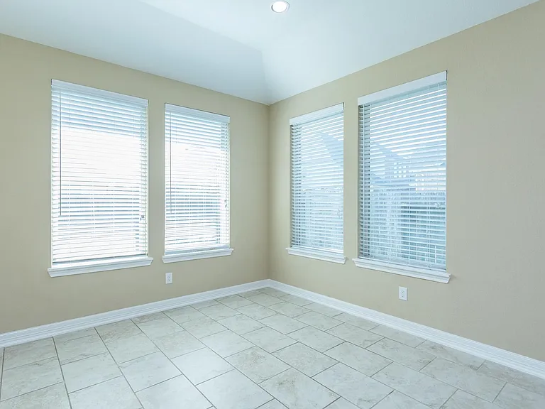 7810 Deep Green Dr — Photo 19