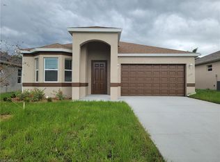 1156 Hamilton St, Immokalee, FL 34142