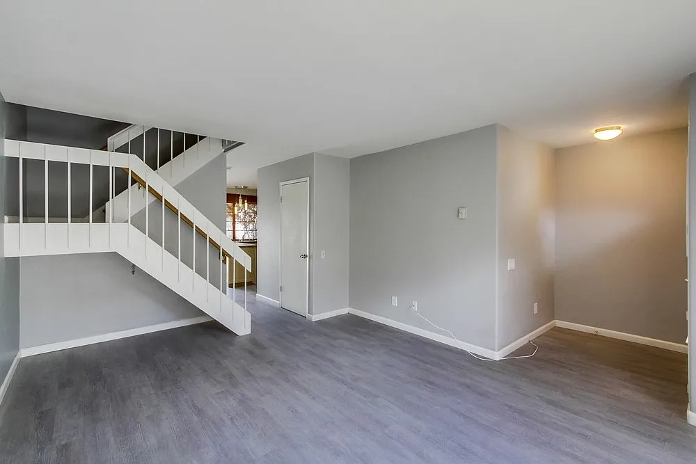 2 bed, 1.5 bath, 1104 sqft, $2,975 — Photo 4