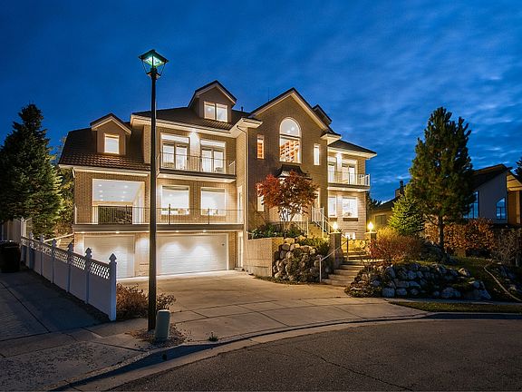 3rd image of 2264 E Lonsdale Dr