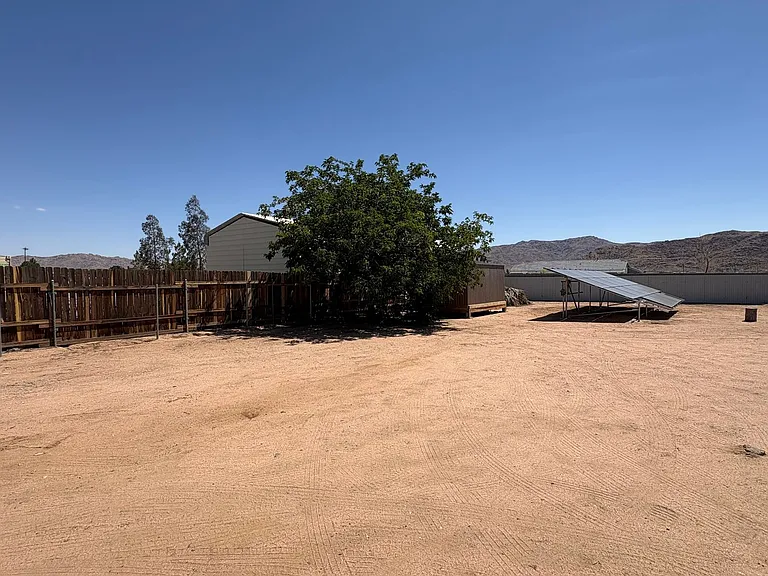 13207 Franceska Rd — Photo 18