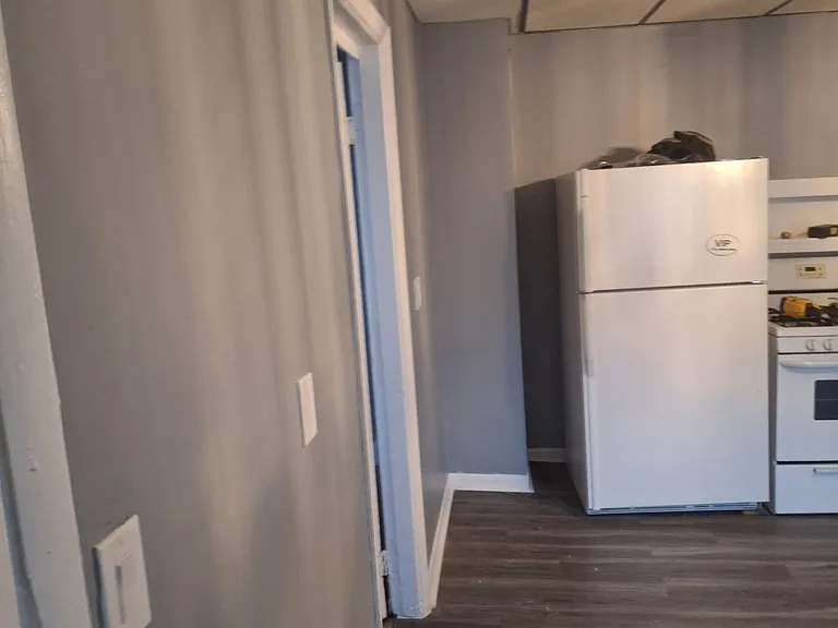 27 Hickory St #1N — Photo 3