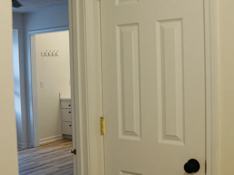 4912 Seabrook Ct — Photo 37