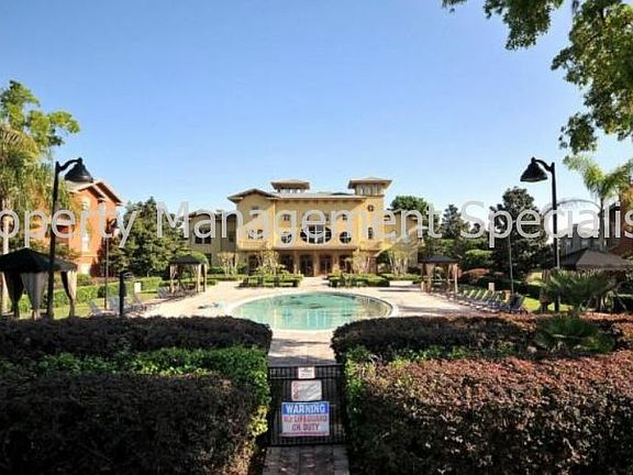 3rd image of 103 Vista Verdi 109 Cir