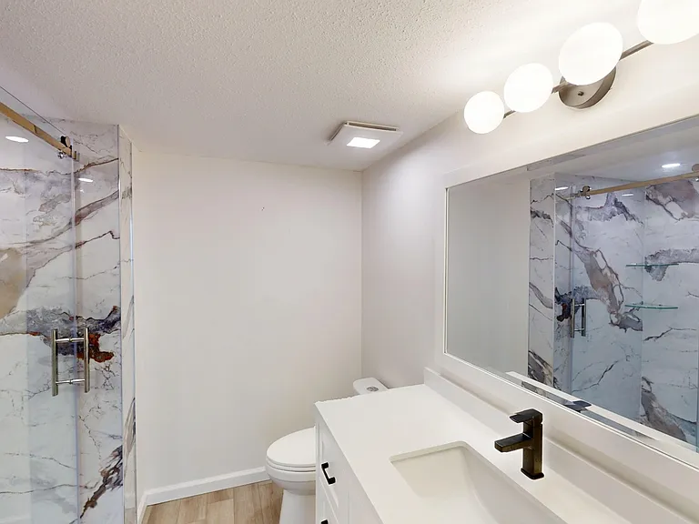 1001 13th Ave SW #940 — Photo 13