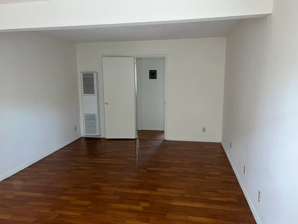 1 bed, 750 sqft, $1,900 — Photo 3