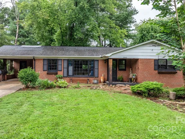 3843 22nd St NE, Hickory, NC 28601