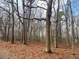 199 Oak Ln, Milford, PA 18337