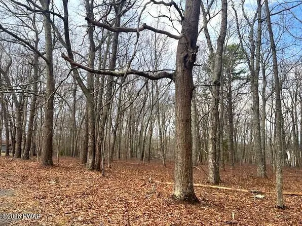 199 Oak Ln, Milford, PA 18337