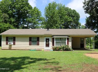4768 N Crockett Rd, Sarah, MS 38665