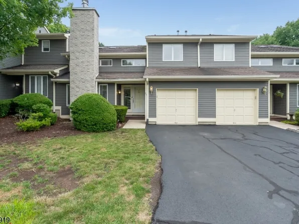 25 Mission Hills Rd, Clinton Twp., NJ 08801