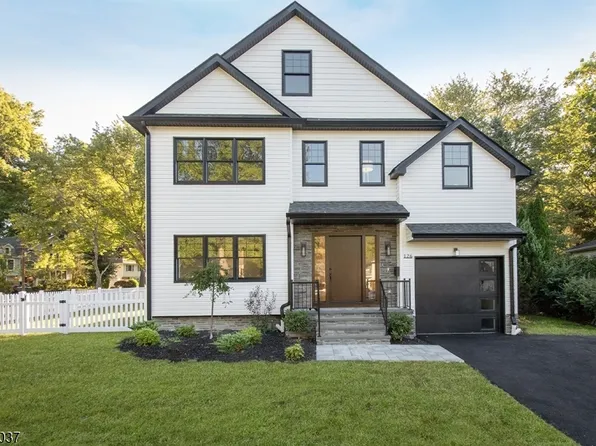 126 Hickson Dr, New Providence Boro, NJ 07974