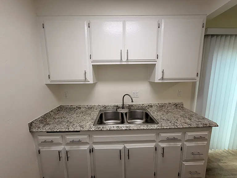 Ocean Hills Apartment Homes — Photo 14