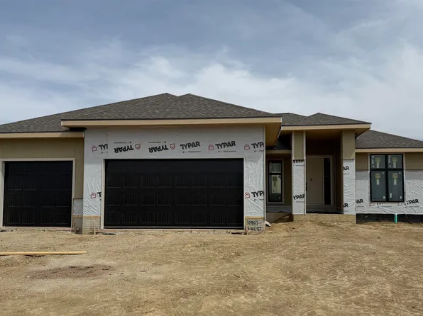 10907 102nd St, Papillion, NE 68046