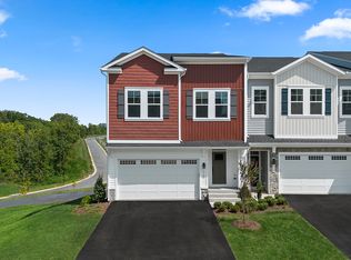 113 Leather Flower Dr, Lake Frederick, VA 22630