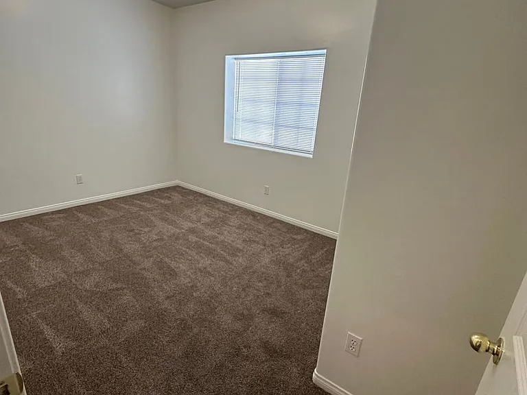 3124 Park Meadows Dr — Photo 10