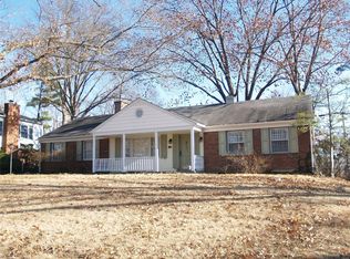 310 Providence Rd, Ballwin, MO 63011