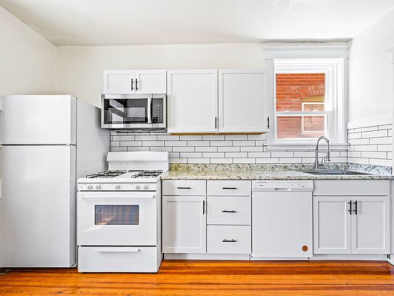 Kitchen, recently renovated with new cabinets countertop and appliances