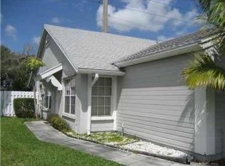 931 SW 111th Way, Davie, FL 33324