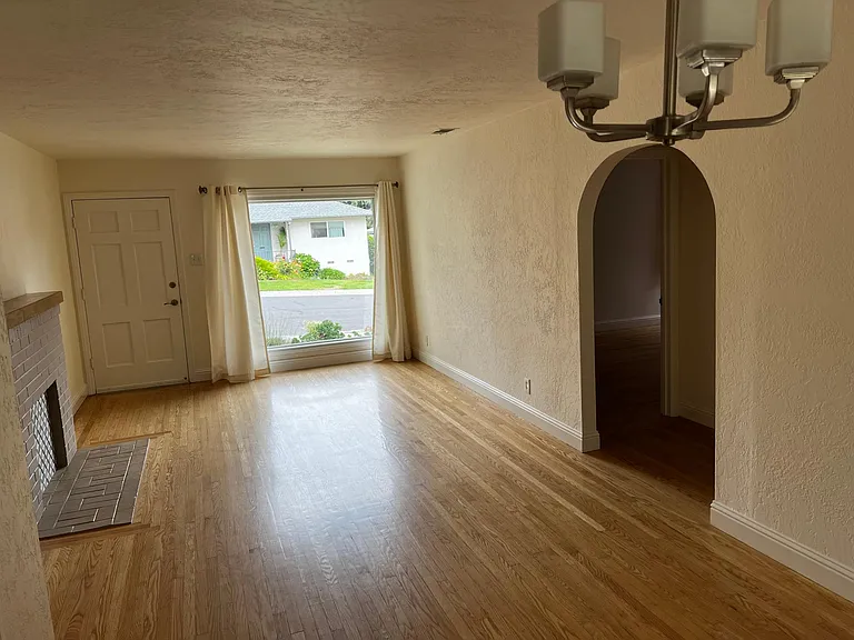 2943 Sunrise Dr — Photo 11